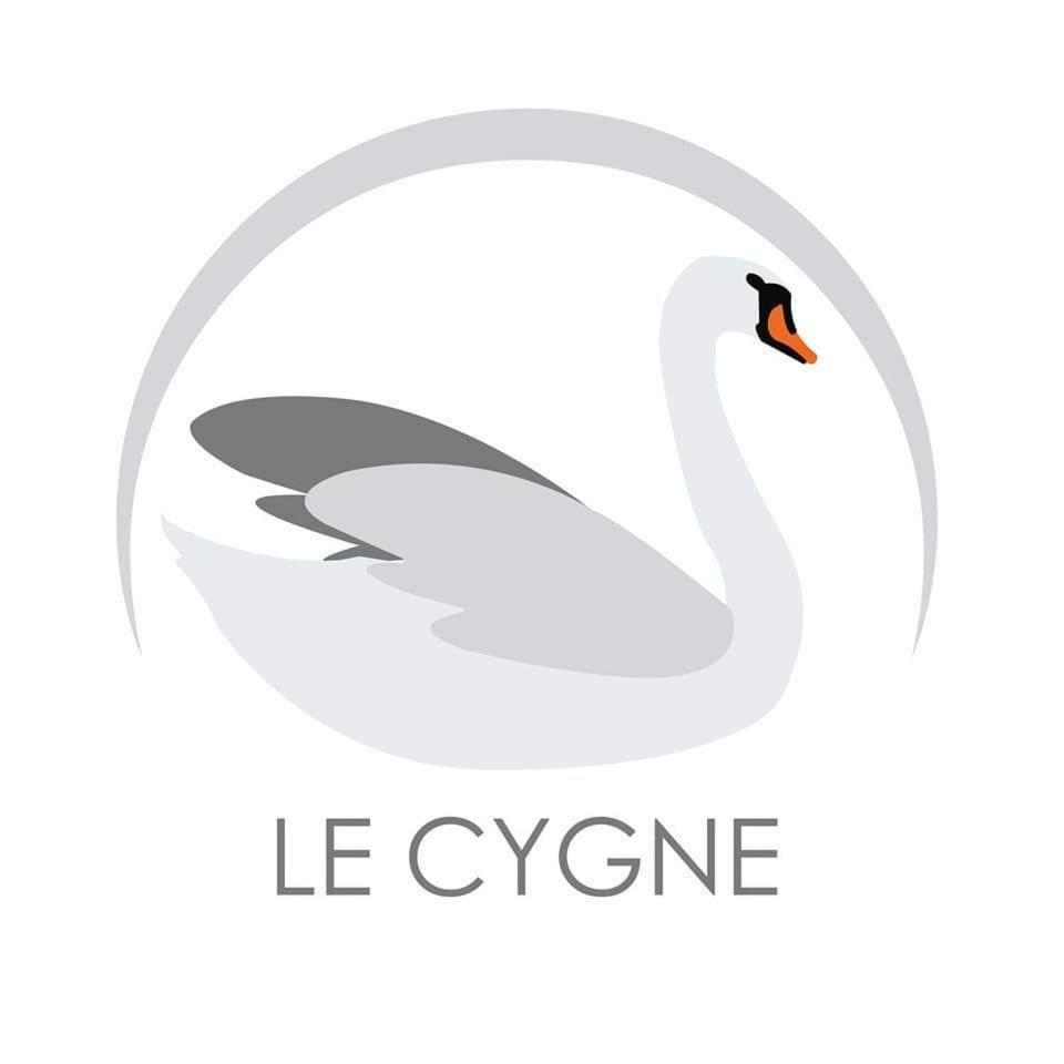 Hotel Restaurant Le Cygne Conches-en-Ouche Exteriér fotografie